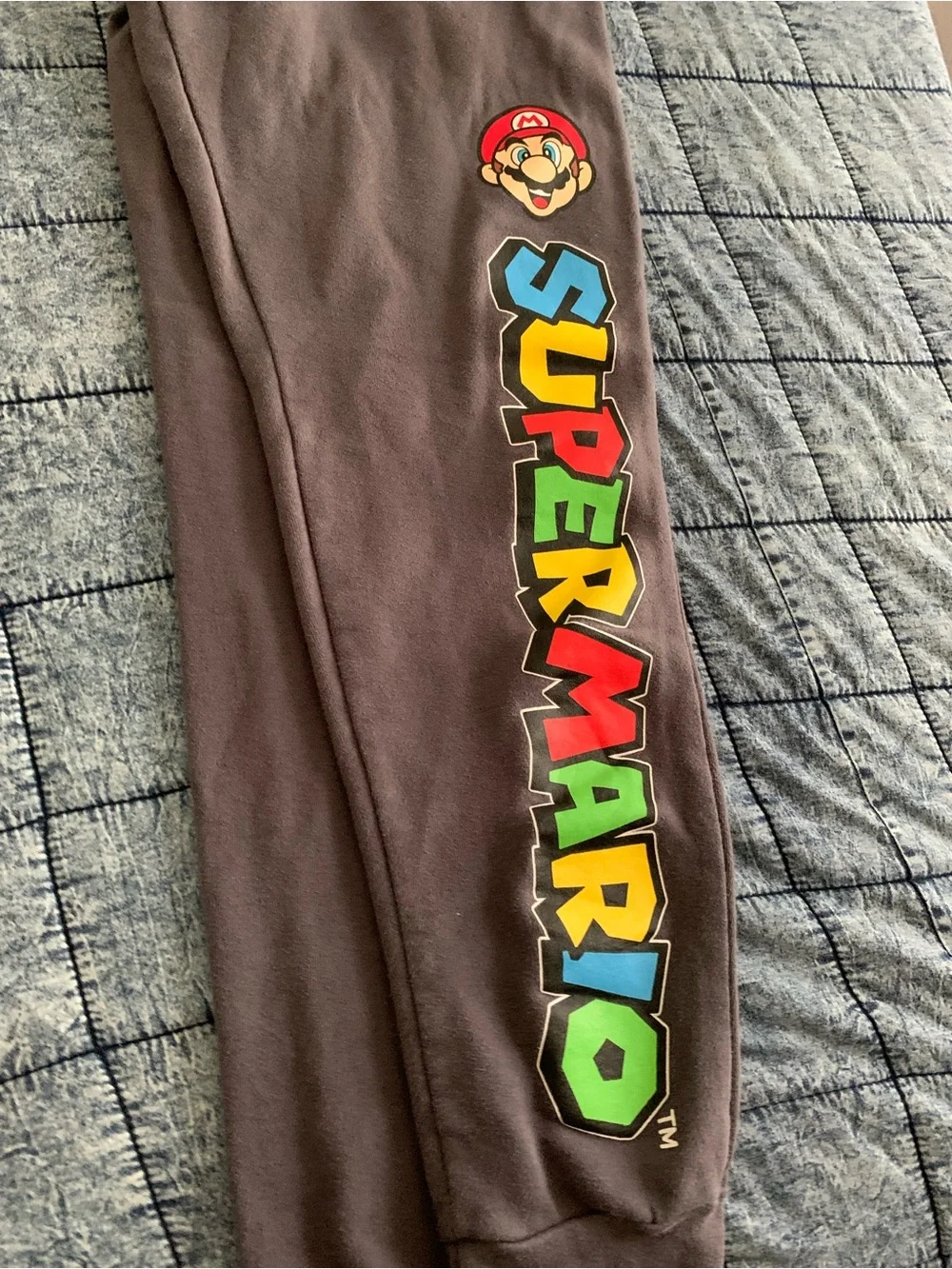Bioworld Adjustable Black Baseball Cap brand new with new Mario medium sweats - Picture 6 of 6